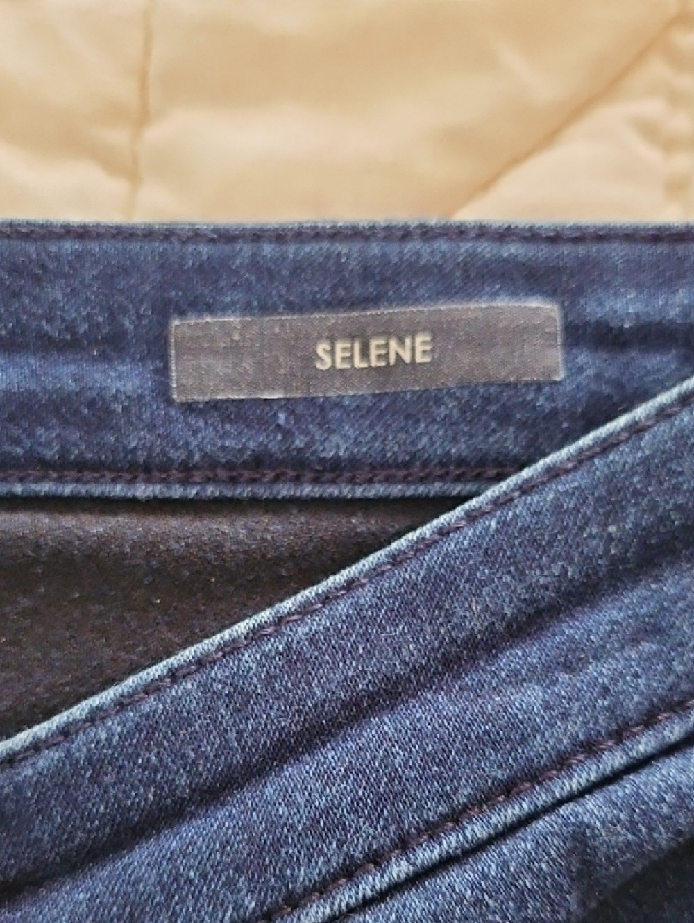 Bandolino 'Selene' Dark Wash Jeans - Size 12 - Picture 7 of 9
